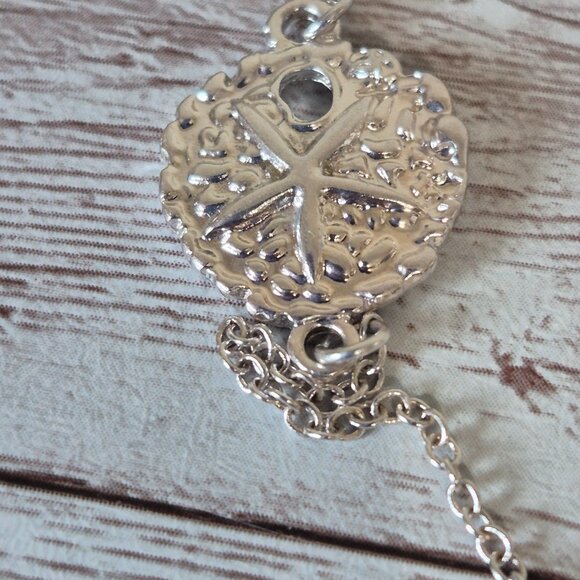 NWT XL Long Silver Seashell Charm Necklace - Picture 6 of 10